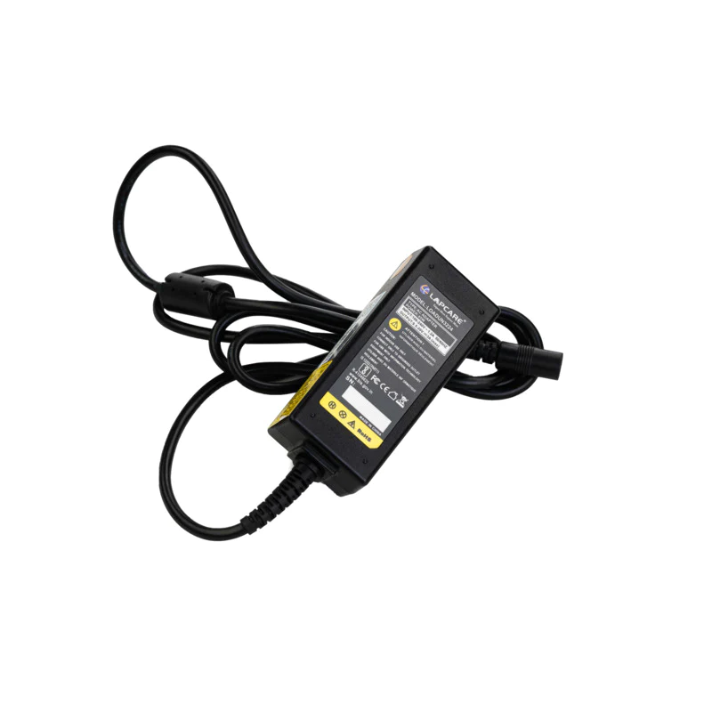 Lapcare Universal Adapter 40w - Image 3