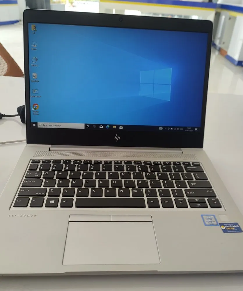 HP Elitebook 830 G5 - Core i5 7th Gen, 8GB RAM, 256GB SSD, 13.3" (33.78)CM Touch Display (Refurbished) - Image 4