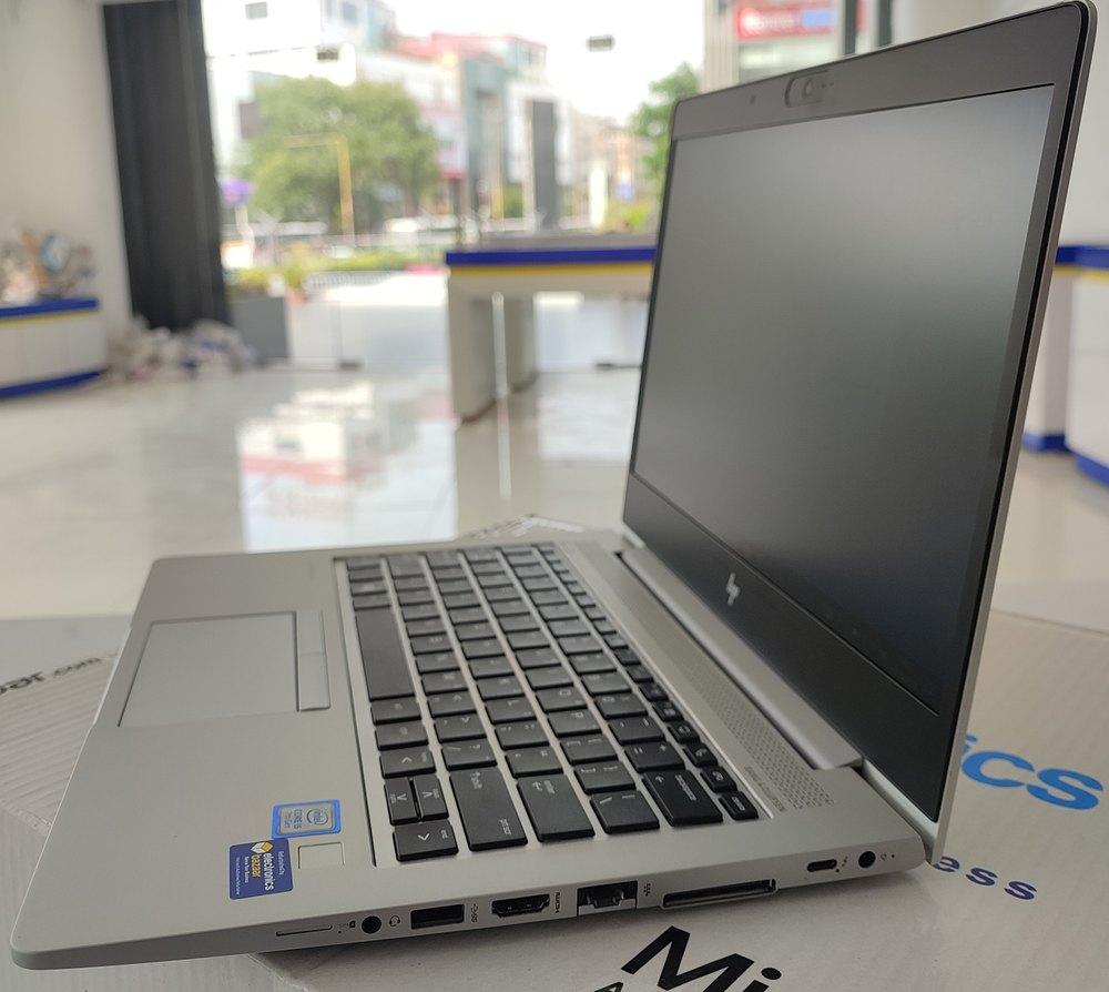 HP Elitebook 830 G5 - Core i5 7th Gen, 8GB RAM, 256GB SSD, 13.3" (33.78)CM Touch Display (Refurbished) - Image 2